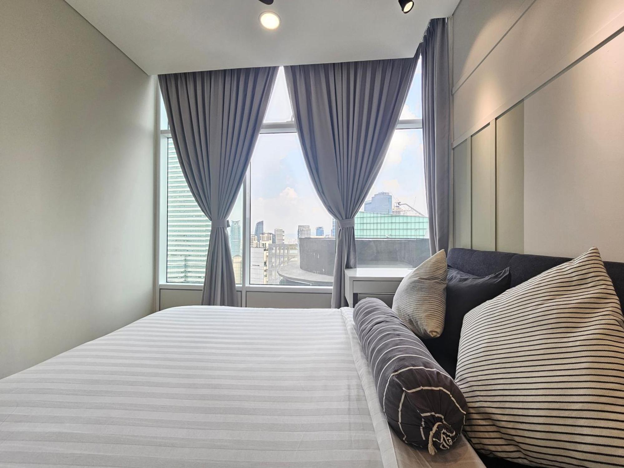 קואלה לומפור Sky Suites Klcc By Staylar מראה חיצוני תמונה